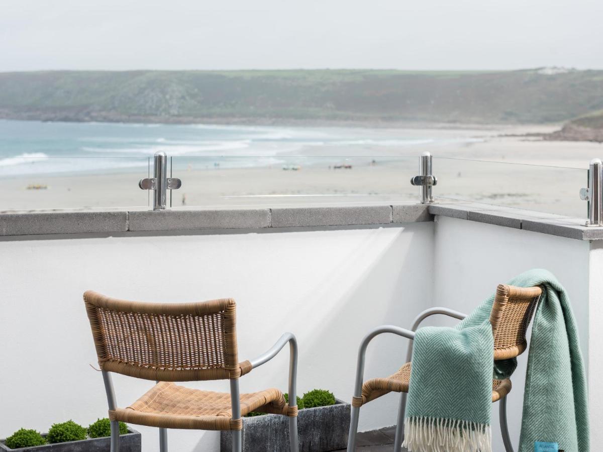 The Old Beach Store Sennen Cove Exterior photo